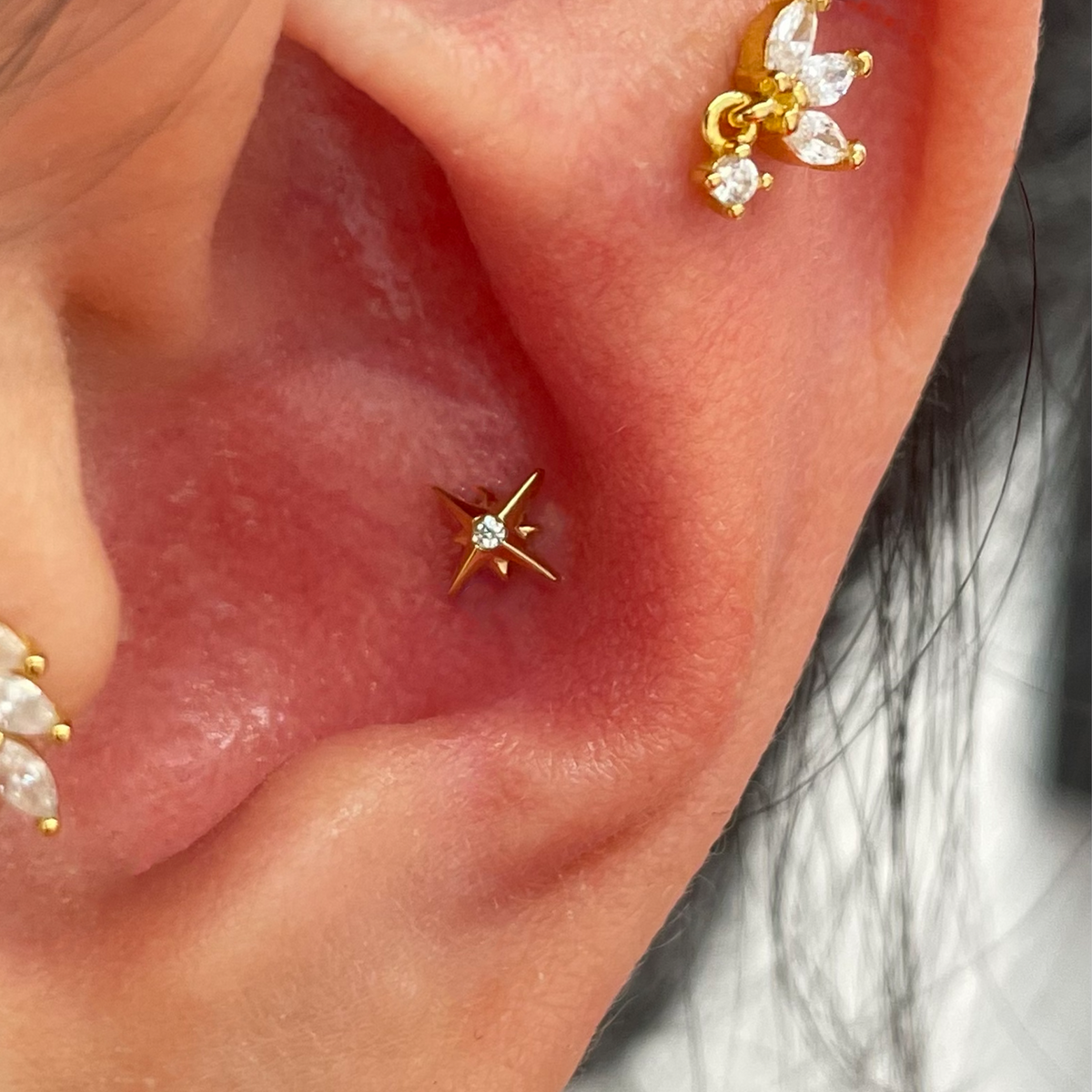 small yellow gold stella