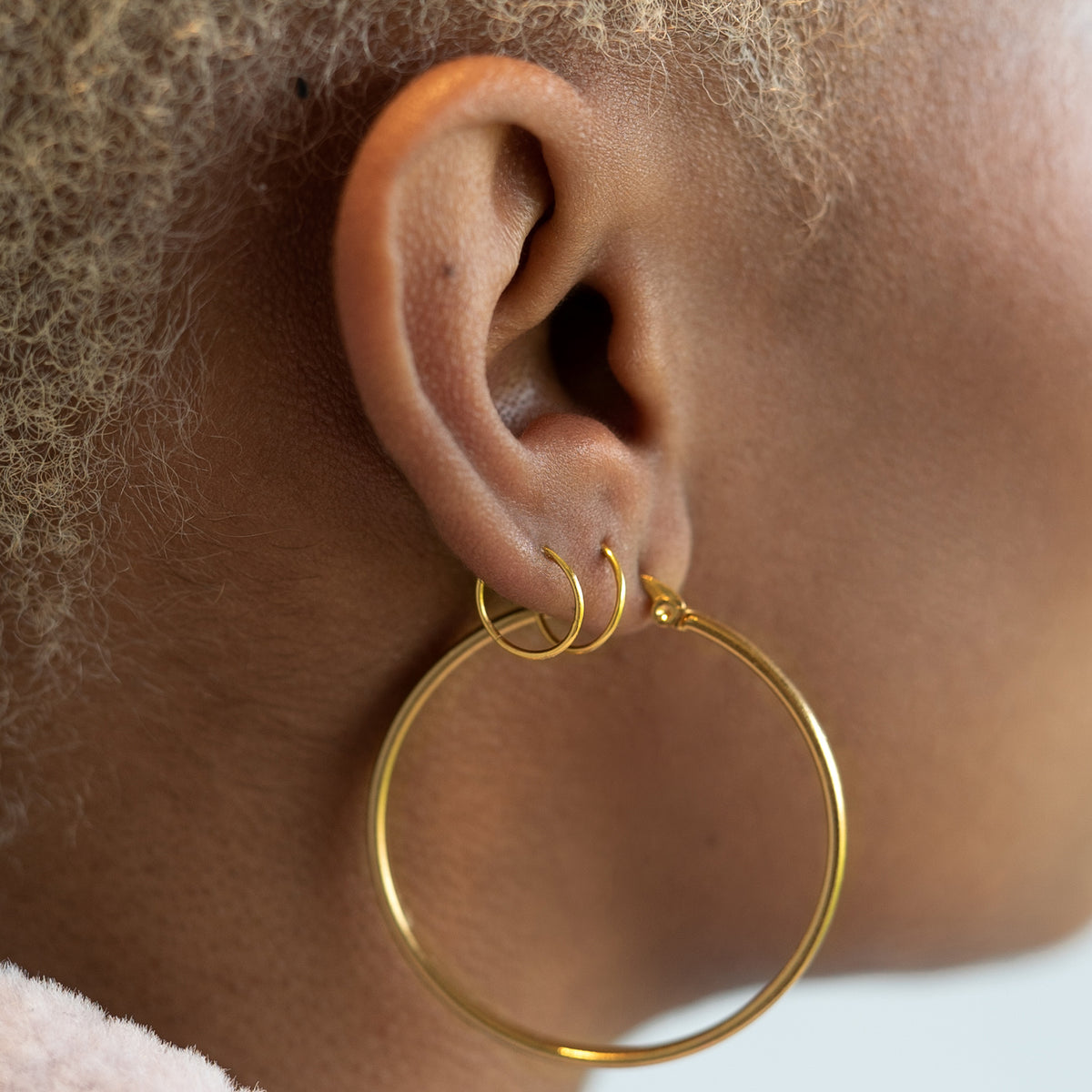 Hinge Ring 0.8mm in Gold